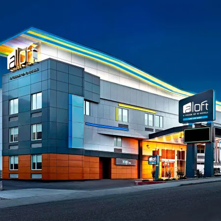 Aloft Calgary University