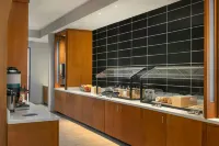 SpringHill Suites by Marriott Braselton - breakfast