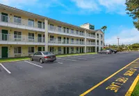 HomeTowne Studios Orlando - UCF Area - موتيلات