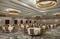 Teaneck Marriott at Glenpointe - parking