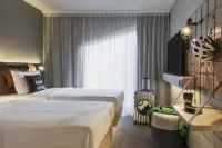 Moxy Lausanne City - Cheap