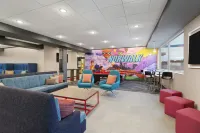 Tru by Hilton Norwalk des Moines - 3-Star