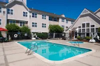 Residence Inn Boston Andover - Pools