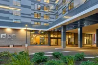 Aloft Portland Downtown Waterfront ME - Airport Shuttle