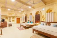 Haveli Ulfat Rai - Chaubeyji's Heritage Hotel - Parvekkeita