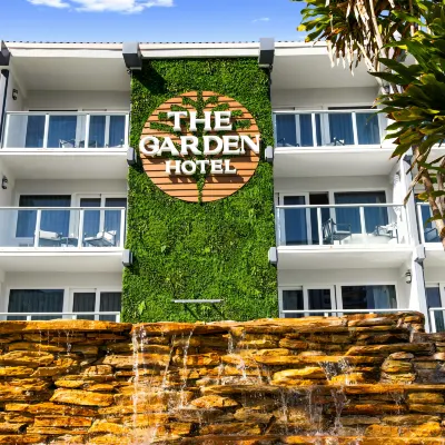 Garden Hotel & Resort Hotels near ساحة التايمز سكوير