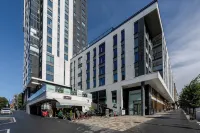 Stylish New 1Br Home with Sauna, Hosts 5 Guests - 民泊