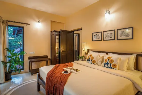 Galeria  Portuguese style 4bhk Pvt Pool - 2-Star