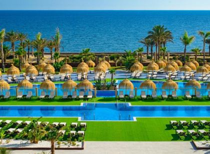 Hotel Cabogata Jardín