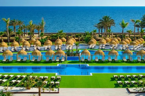 Hotel Cabogata Jardín - parkir
