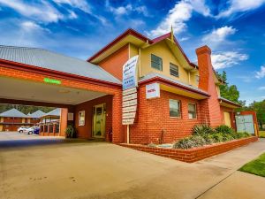 Murray Waters Motor Inn & Apartments