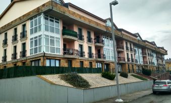 Apartamentos Playa Catedrales 3000