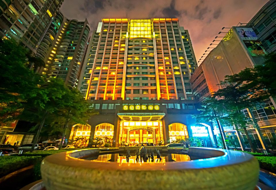 Grand International Hotel
