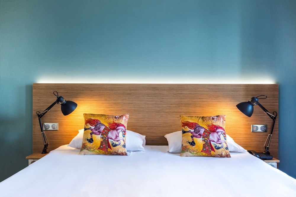 Hotel Du Nord Sure Hotel Collection By Best Western Hotel Bintang 3 Di Macon