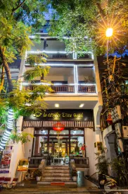 La Dolce Vita Hotel
