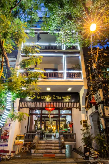 La Dolce Vita Hotel