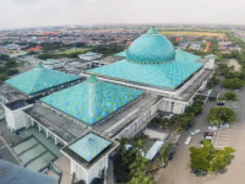 Pop! Hotel Diponegoro Hotels in Wonokromo