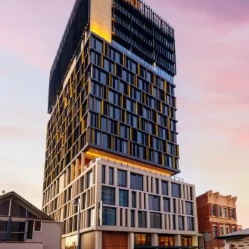Hotel Indigo ADELAIDE MARKETS by IHG Отели рядом с достопримечательностью «Площадь Виктория»
