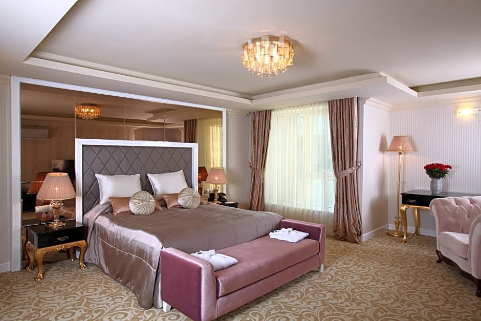 Royal Arena Hotel & Resort Spa