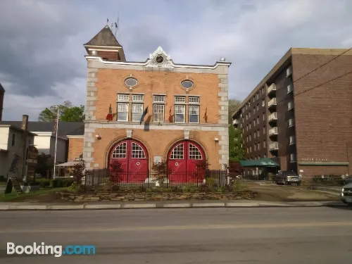 Firehouse Inn - Inns