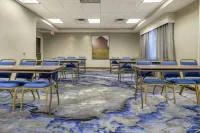 Fairfield Inn & Suites Slippery Rock Hoteles en Municipio de Springfield