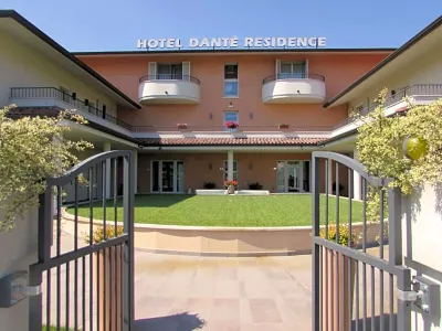 Hotel Dante Residence Hotels in Rodigo