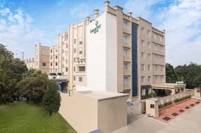 Lemon Tree Hotel, Aligarh Hotels in der Nähe von Oxygen Park