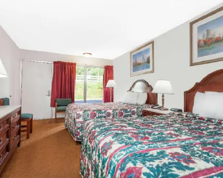 Rodeway Inn Owensboro South Hotels in Owensboro