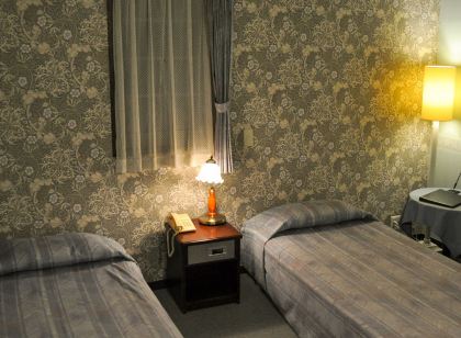 カメリアイン雪椿