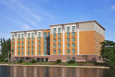 홀리데이 인 익스프레스, 마이애미 에어포트 블루 라군 지역, IHG 제공 마이애미 호텔