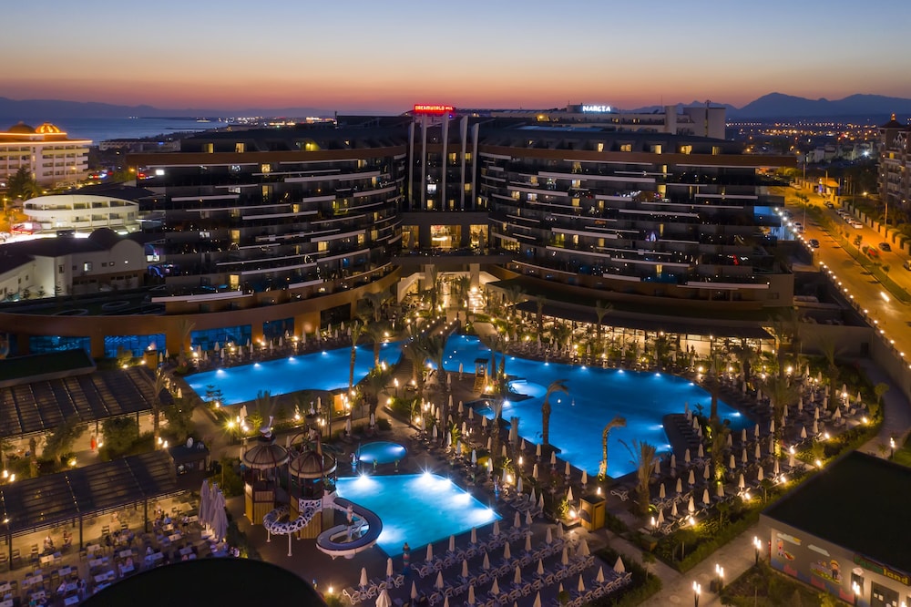 Kirman Calyptus Resort & Spa