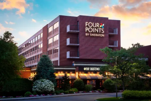 Four Points by Sheraton Norwood Hotels in Norwood