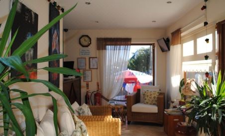 Central Guest House - Housity