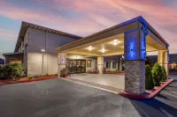 Comfort Inn & Suites Kelso - Longview Hotels in Kelso