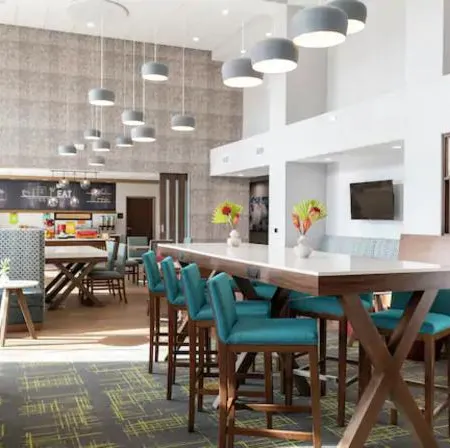 Hampton Inn & Suites by Hilton Marshfield