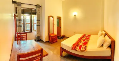 Adams Peak Inn Hotels near Sri Abhinawaramaya