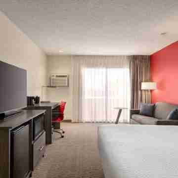 Ramada by Wyndham Tucson Airport Rooms