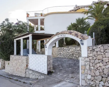 Villa Charly Hoteles en Pego