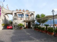 Hotel Mega Mare Hotel in zona Monte Faito e Panorama