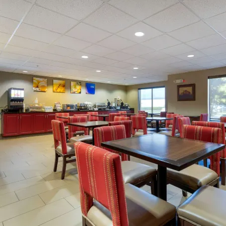 Comfort Inn & Suites Cambridge