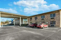 Quality Inn Arkadelphia - University Area - parking