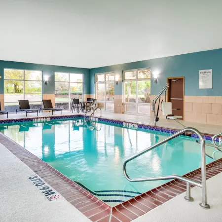 Holiday Inn Express & Suites CLEBURNE by IHG