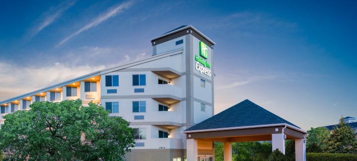 Holiday Inn Express & Suites COLORADO SPRINGS AIRPORT by IHG Hotels in Colorado Springs
