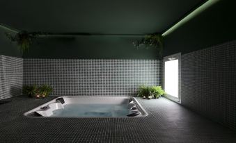 2060 the Newton Hostel