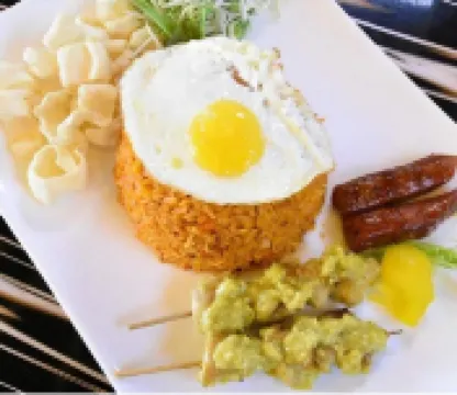 Crown Beach Hotel-Private Bikini Beach