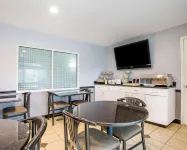 Quality Inn & Suites North-Polaris - petit déjeuner