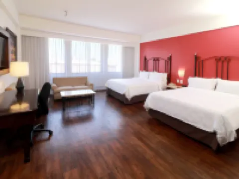 Holiday Inn & Suites GUADALAJARA CENTRO HISTORICO by IHG Hotels near Zoologico Guadalajara