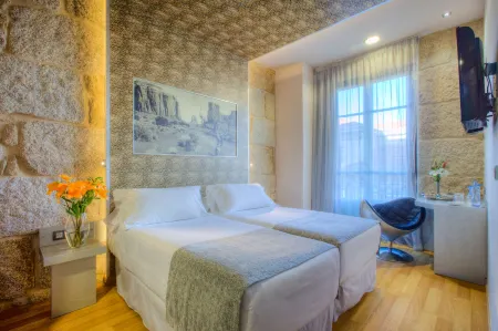 NH Ourense Отели в г. Оренсе