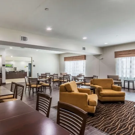 Sleep Inn & Suites College Station Near University