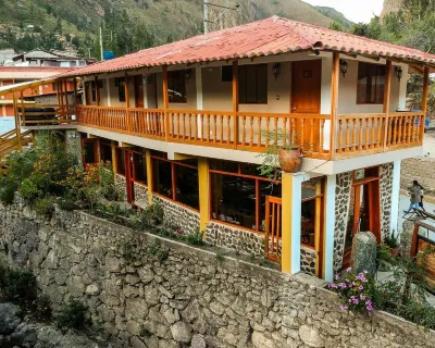 Peru Quechua's Lodge Ollantaytambo